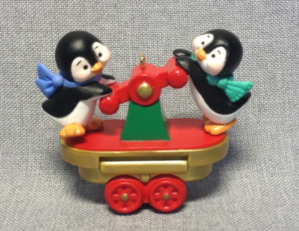 2011 Santa's Holiday Train: Penguin Power #5